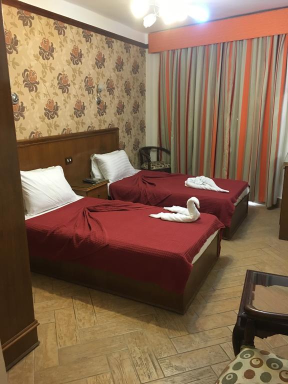Hostel Abeer *