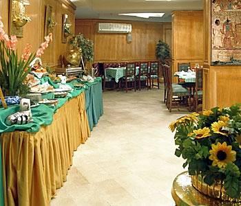 Otel Concorde Dokki 3*