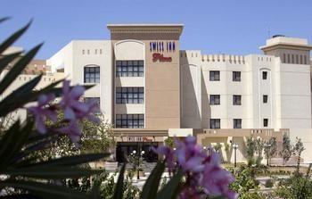 Swiss Plaza Hotel 4*