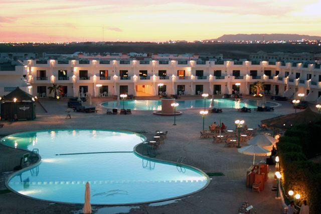 Cliff Hotel 2*