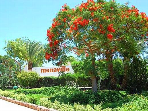Menaville Resort 4*