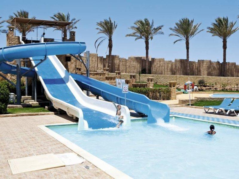 Hotel Tropicana Azure Club