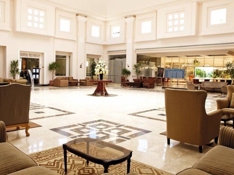 Tropicana Azure Club