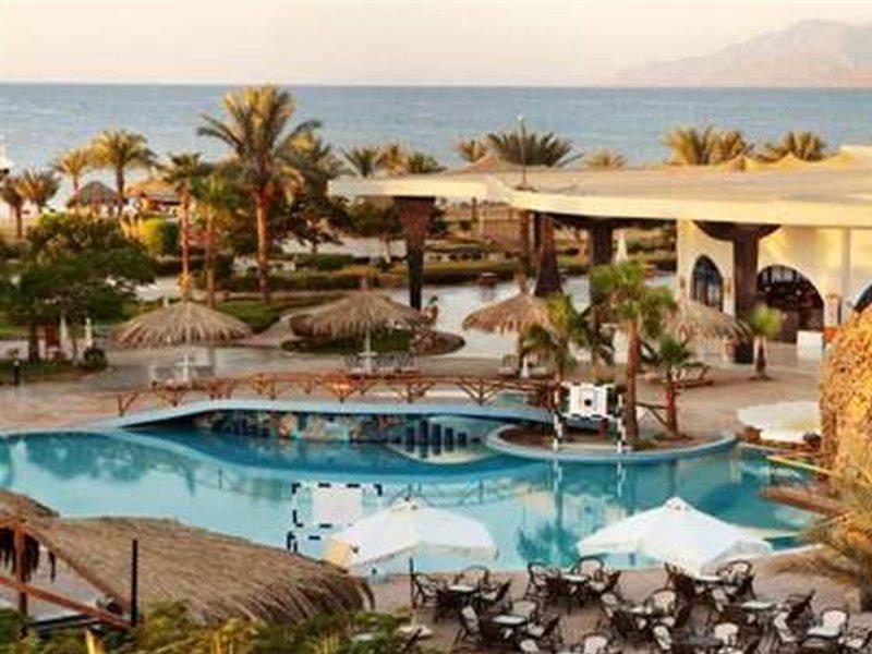 Resort Time Coral
