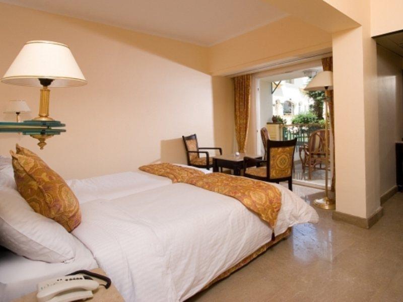 Hotel Cataract Pyramids 4*