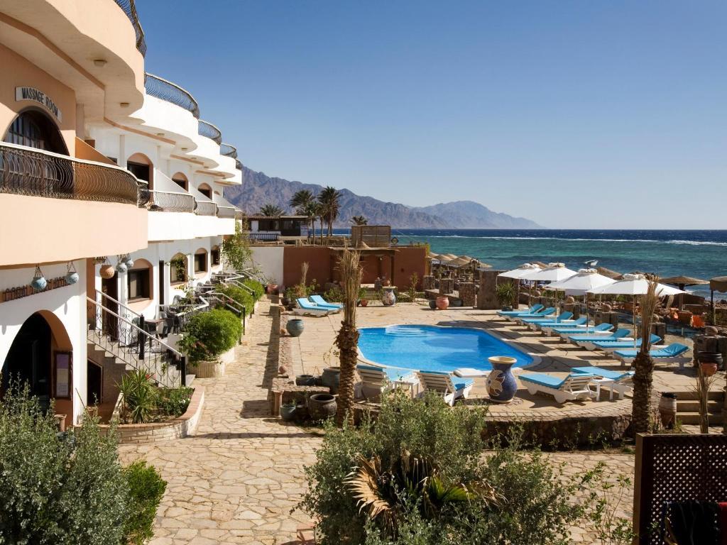 Coral Coast Resort