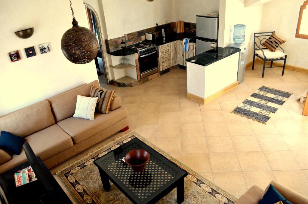 Red C Villa *