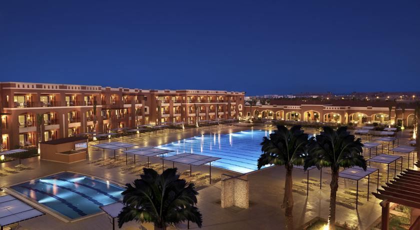 Jaz Tamerina, Almaza Bay Otel 5*