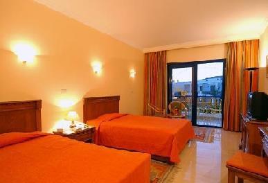 Tropicana Azure Club 3*