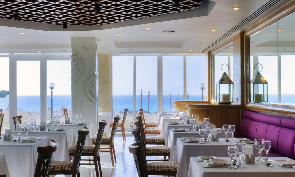 Hotel Borg El Arab Beach Resort Borg El Arab