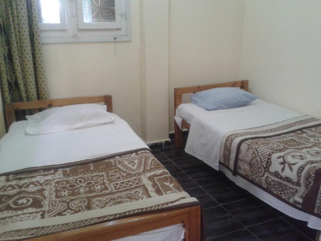 Sea Waves Hostel Hurghada