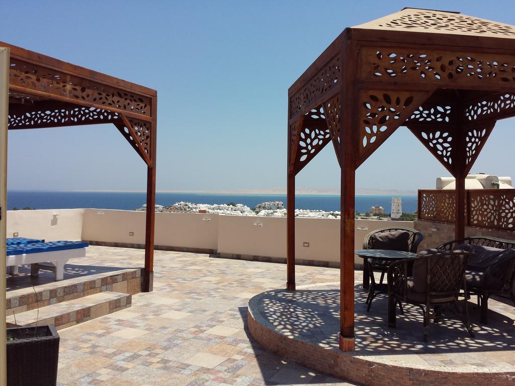 Duplex With Private Roof Terrace Apartment *