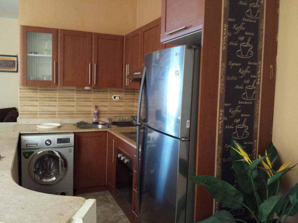 Duplex With Private Roof Terrace * Hurghada