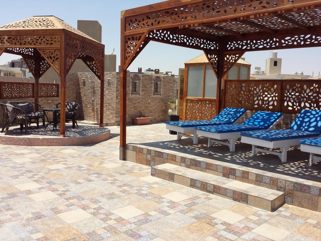 Duplex With Private Roof Terrace *