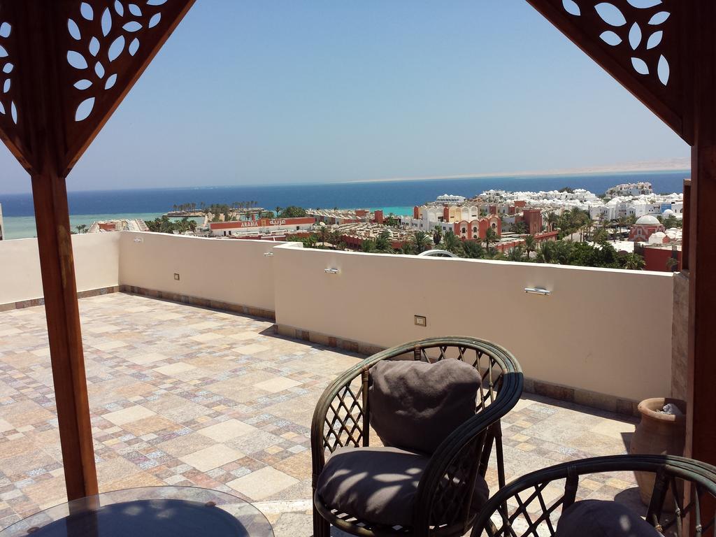 Duplex With Private Roof Terrace Apartment *