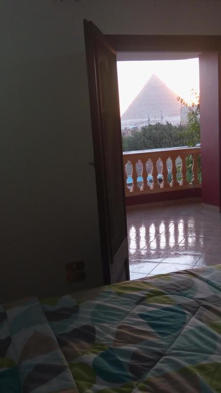 Pyramids Power Casa de hóspedes 2*