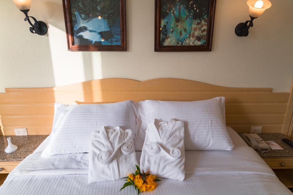 Coral Tiran 4*