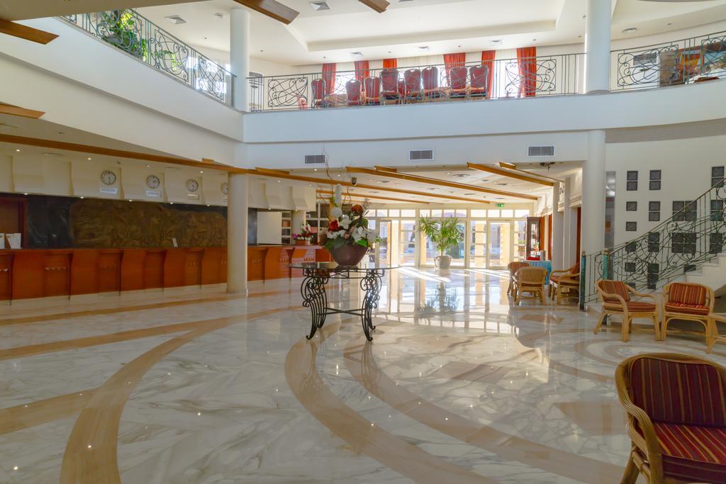 Coral Tiran Resort 4*