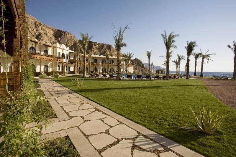 Paradise Resort 3*