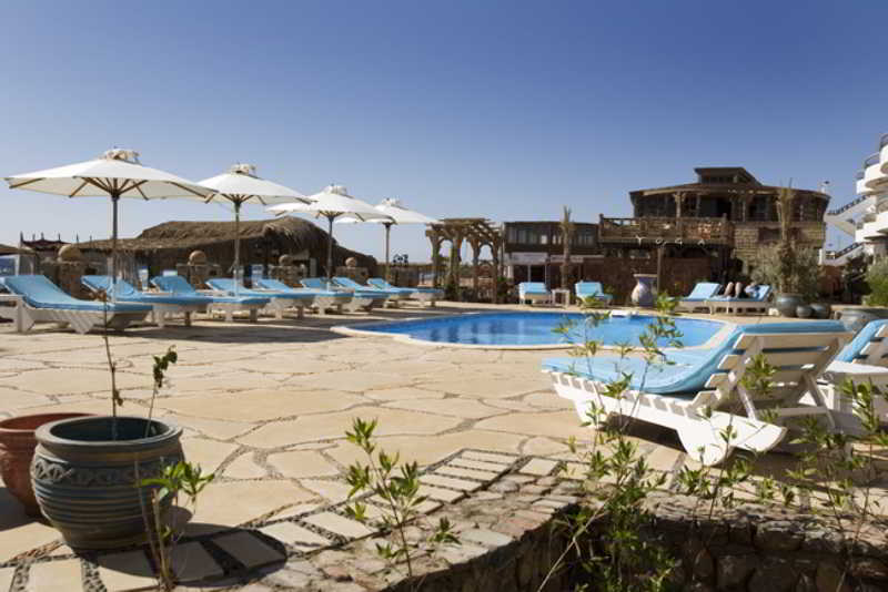 Resort Coral Coast
