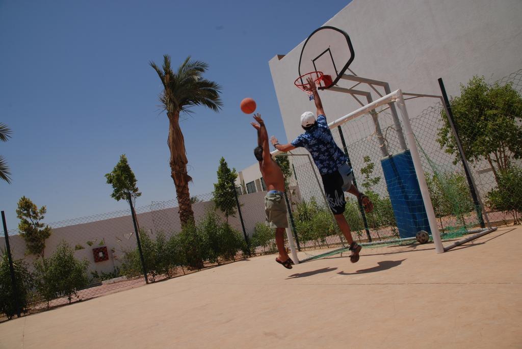 Resort Coral Hills 3*