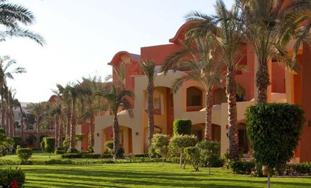 Grand Plaza - Families And Couples Only 5*