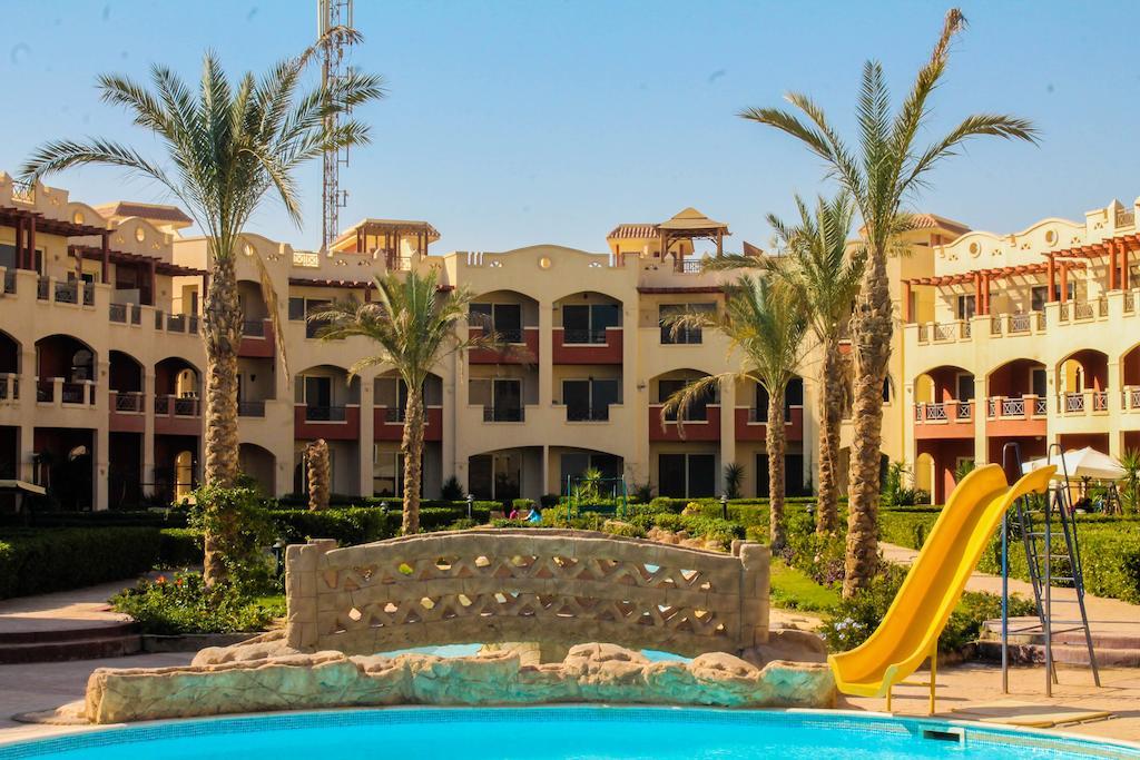 Resort La Sirena & - Families Only Ain Sukhna