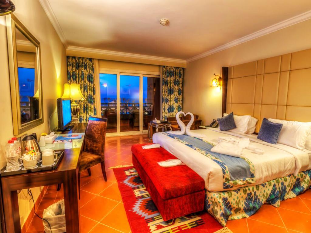 Porto Matrouh Beach Resort Mersa Matruh