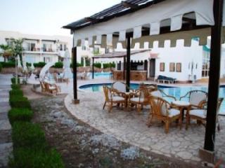 Logaina Resort