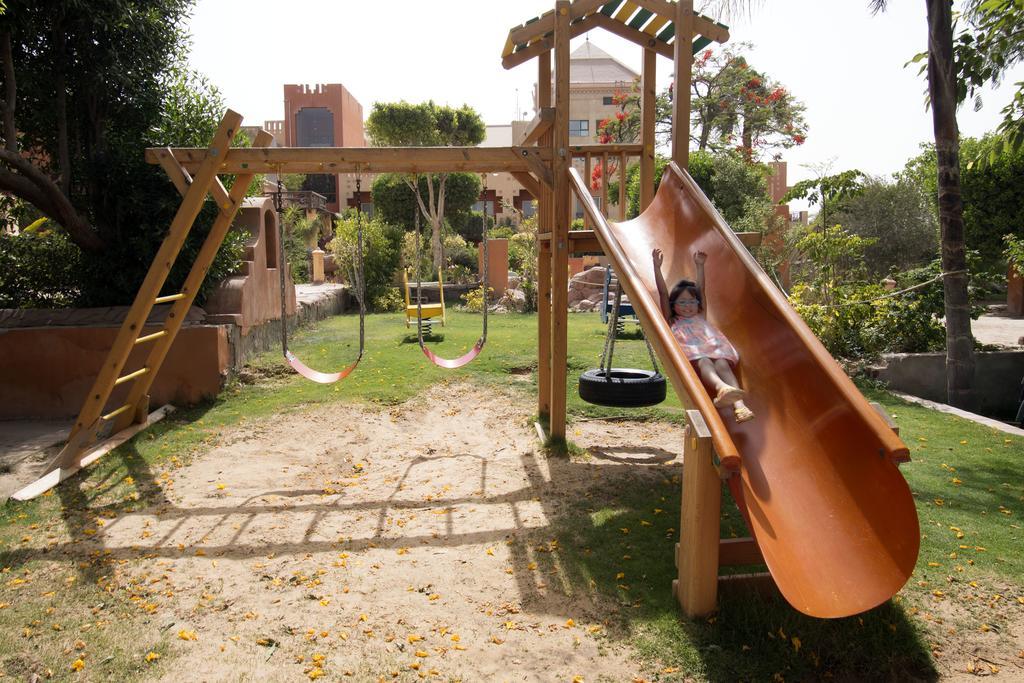 Hotel Swiss Pyramids Golf 5*