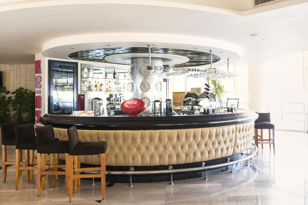 Resort Barcelo Tiran 4*