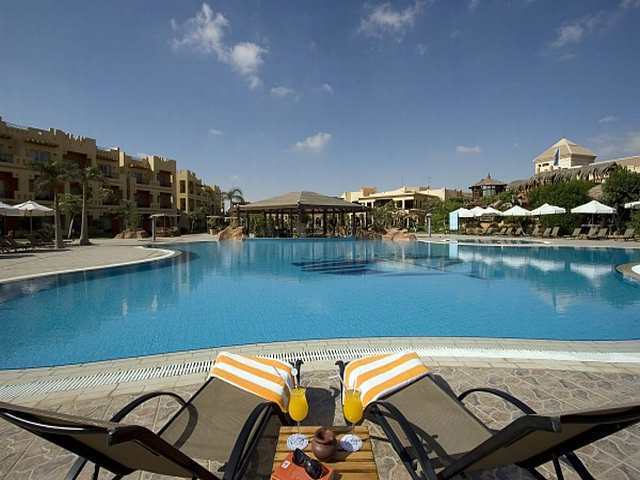 Swiss Plaza 4*