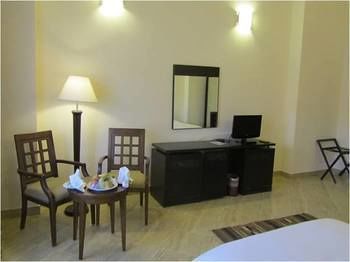 Hotel Rohanou &
