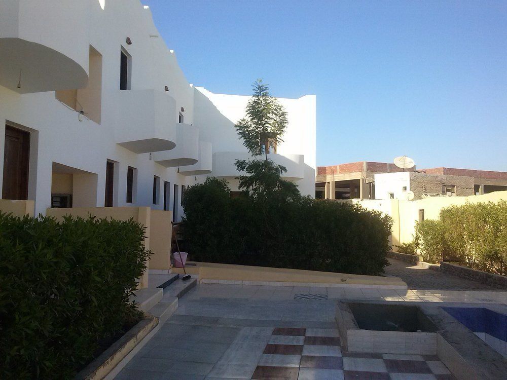 Hotel Dreams 2*