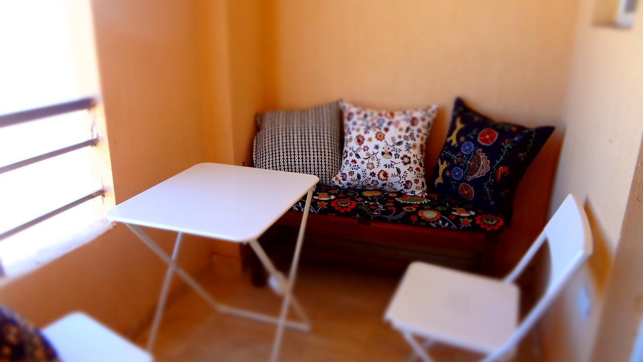 Cozy Little Near Kite Station. Apartment *