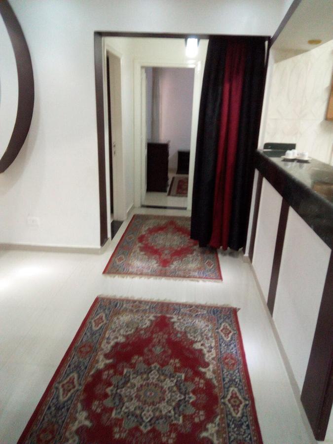 Mamoura Apartment