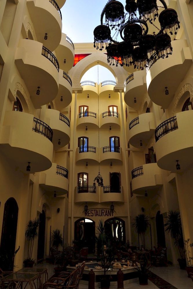 Alhambra Hotel