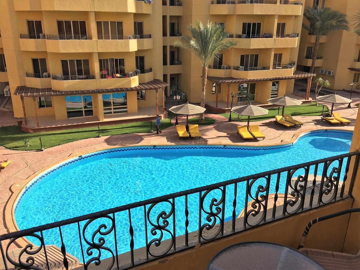Pool View At British - Unit 13 Daire Hurgada