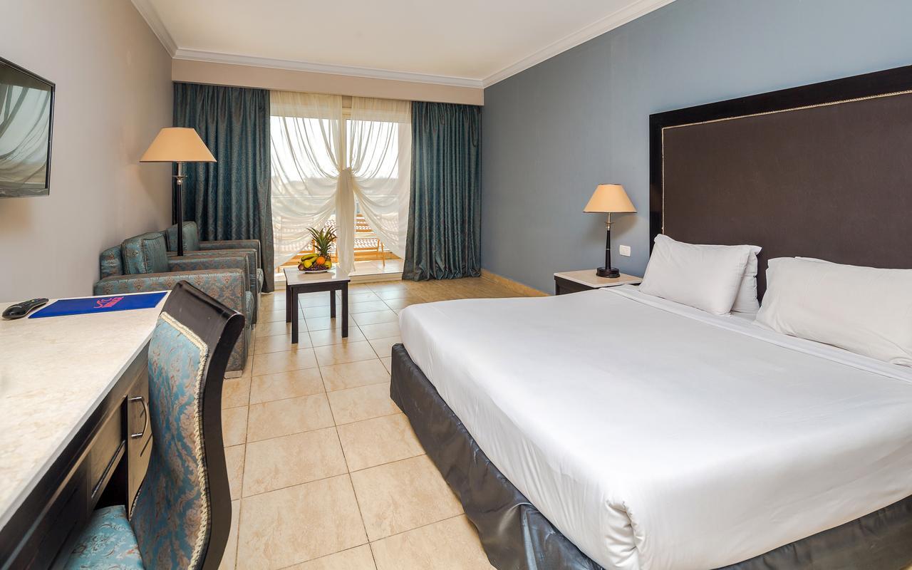Hawaii Caesar Palace Aqua Park - Families And Couples Only 4* Hurghada