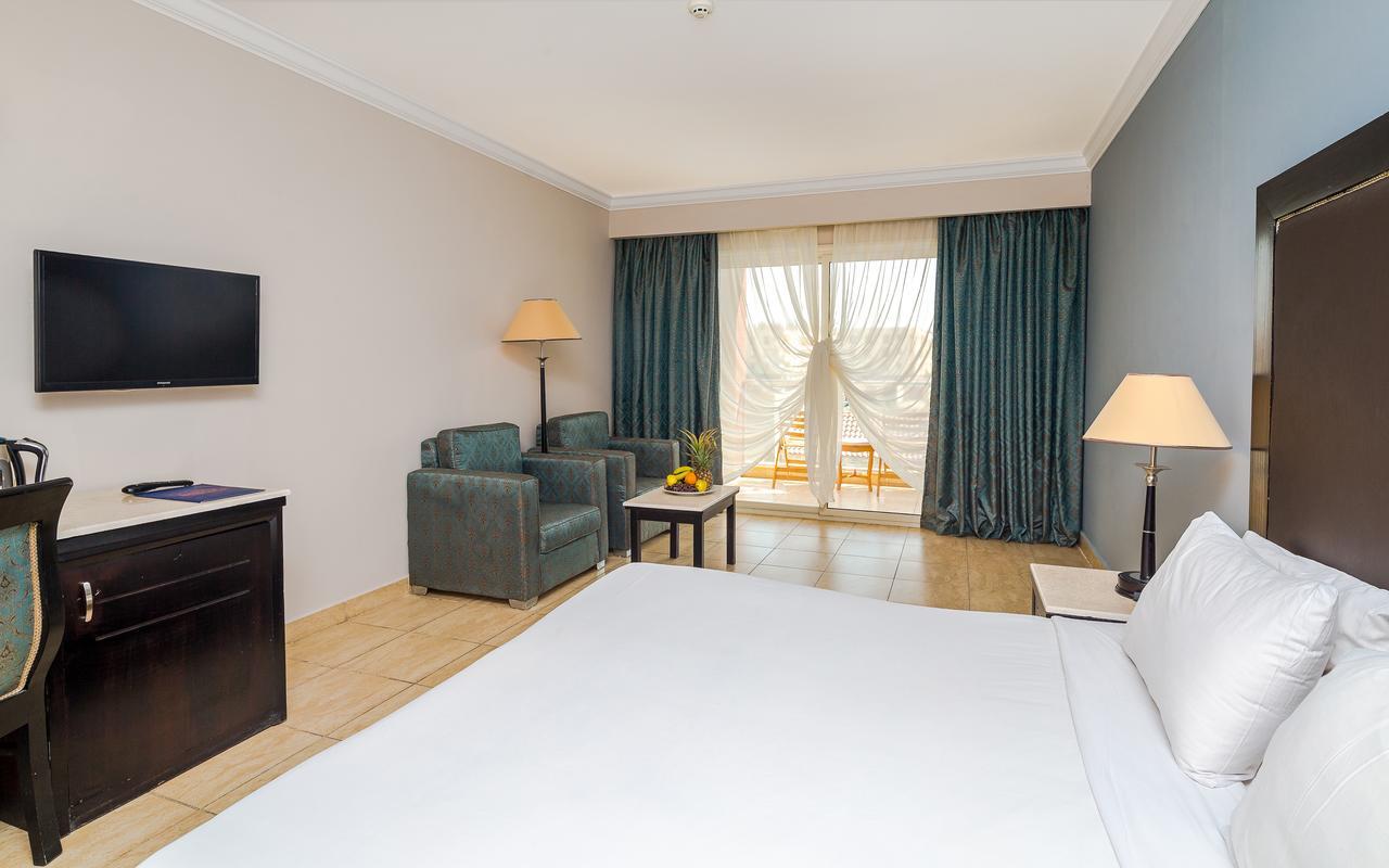 Hawaii Caesar Palace Aqua Park - Families And Couples Only 4* Hurghada