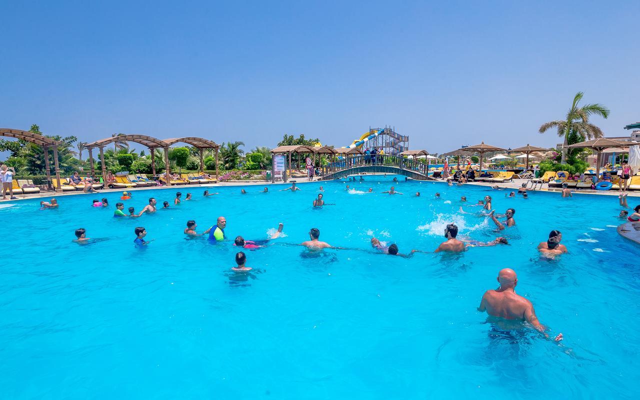 Hawaii Caesar Palace Aqua Park - Families And Couples Only Resort