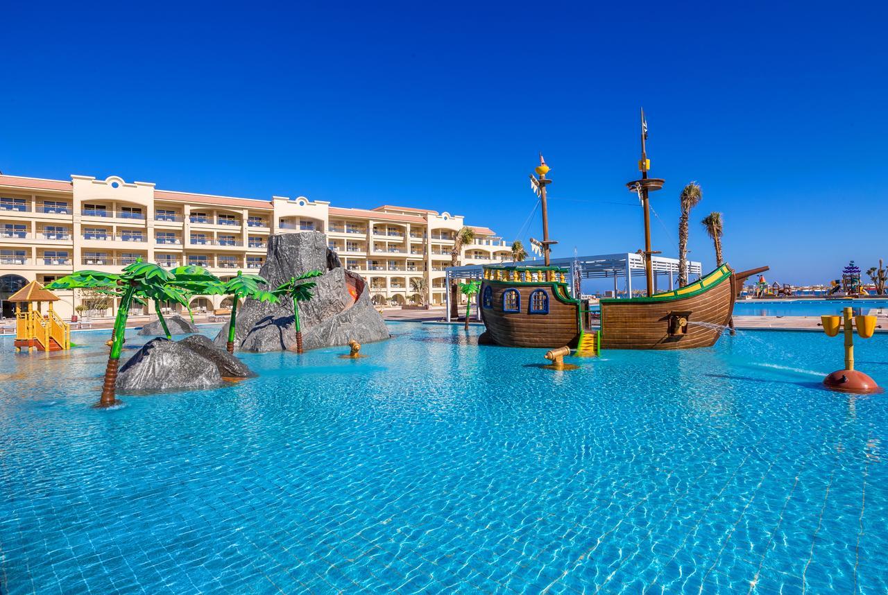 Resort Pickalbatros White - Hurghada