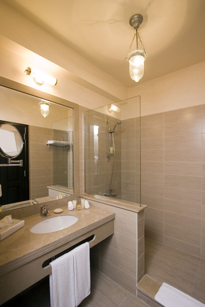 Jaz Makadina Resort 5*
