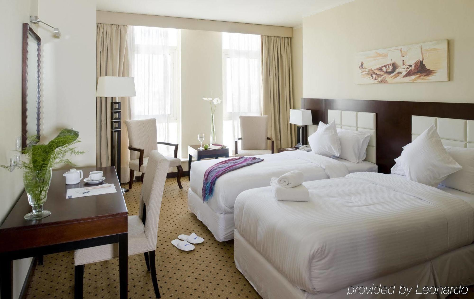 Barcelo Cairo Pyramids 4*