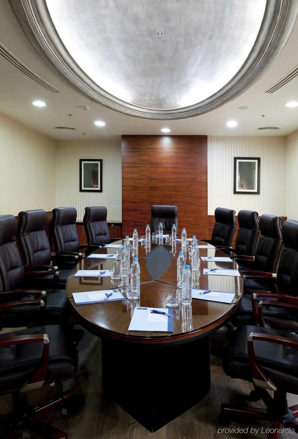 Hotel Barcelo Cairo Pyramids 4*