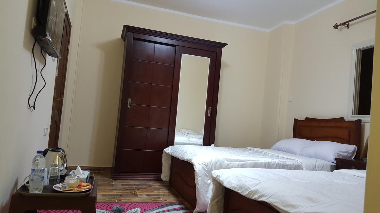 Inn Royal Pyramids
