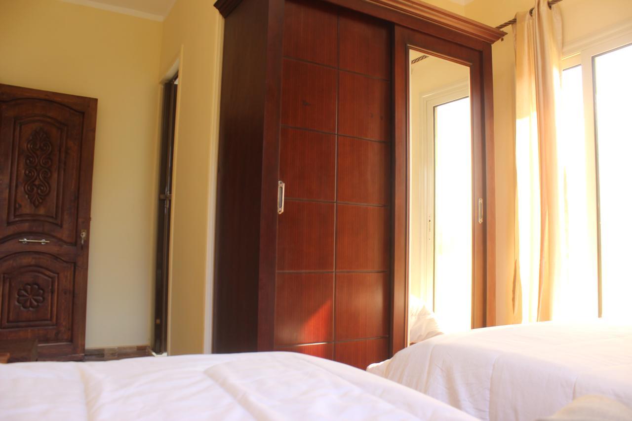 Royal Pyramids Inn Kafrat al Jabal