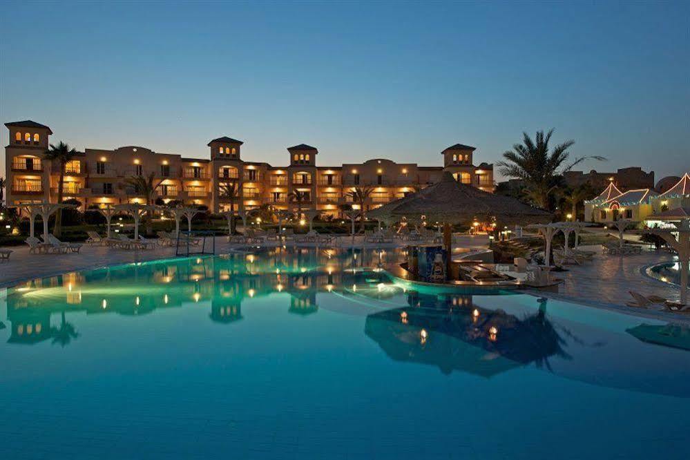 Pensee Royal Garden Resort El Qoseir