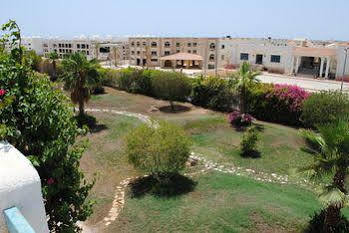 Cliff Hotel