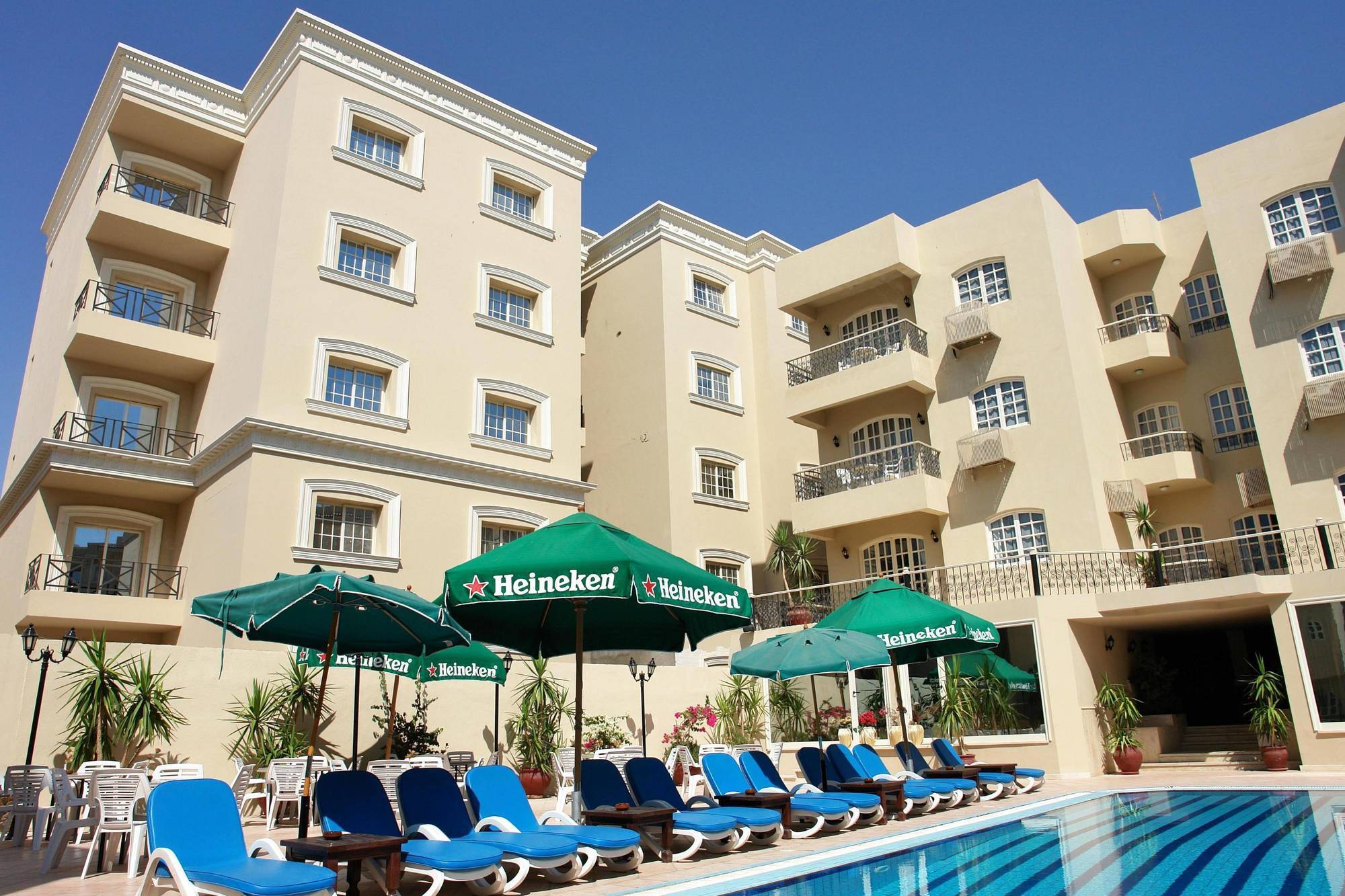 Elysees Aparthotel